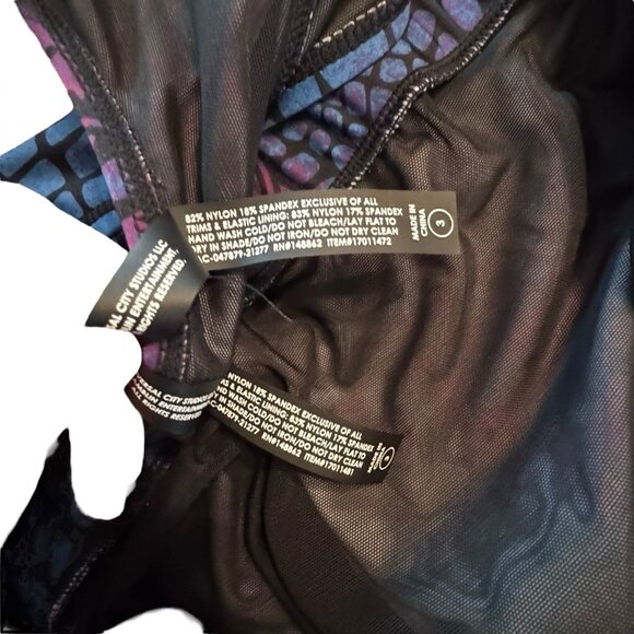 Torrid Jurassic World Dominion 2-Piece Swim Set 3X Shorts Bra Blue Multi Plus - Picture 9 of 12